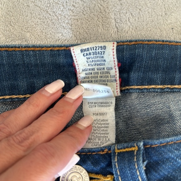 EUC True Religion “Julie” Skinny Jeans - Sz 28 - Picture 6 of 11